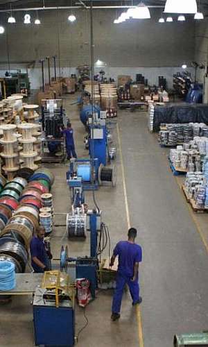 indústria de fios e cabos elétricos indústria de fios e cabos elétricos