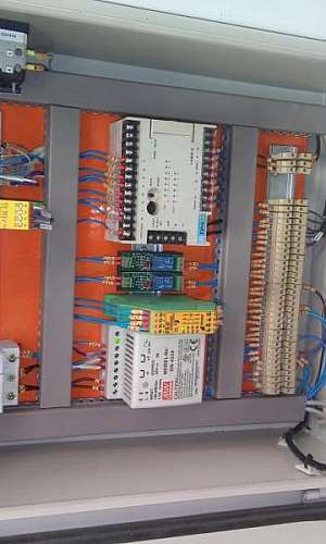 Painéis elétricos Painéis elétricos