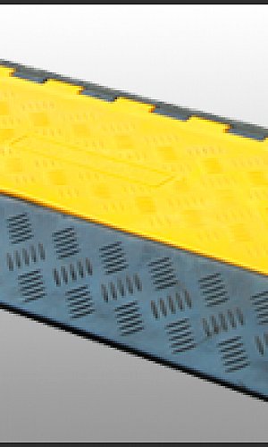 Passa cabos de 5 canais Passa cabos de 5 canais